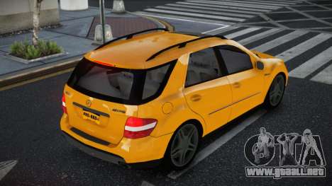 Mercedes-Benz ML63 AMG Akosta para GTA 4