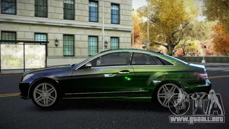 Mercedes-Benz E500 Ganexphia S11 para GTA 4