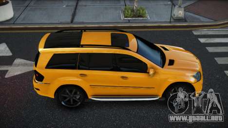 Mercedes-Benz GL450 AMG Saverhu para GTA 4