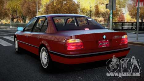 BMW 750i Kydytinin para GTA 4