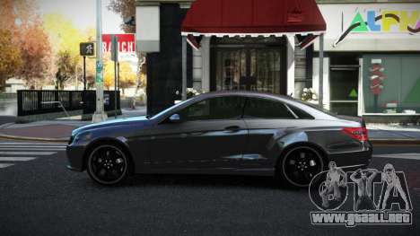Mercedes-Benz E500 Renxa para GTA 4