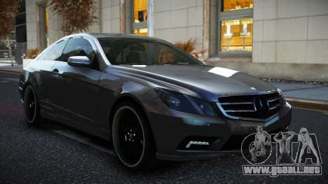 Mercedes-Benz E500 Renxa para GTA 4