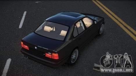 BMW M5 E34 Tiuri para GTA 4