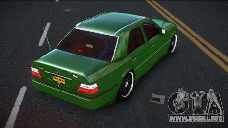 Mercedes-Benz E500 Rayric para GTA 4