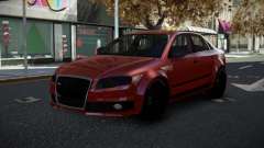Audi RS4 Ehaly