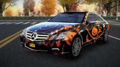 Mercedes-Benz E500 Ganexphia S13 para GTA 4