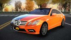 Mercedes-Benz E500 Ganexphia S3 para GTA 4