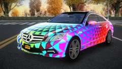 Mercedes-Benz E500 Ganexphia S2 para GTA 4
