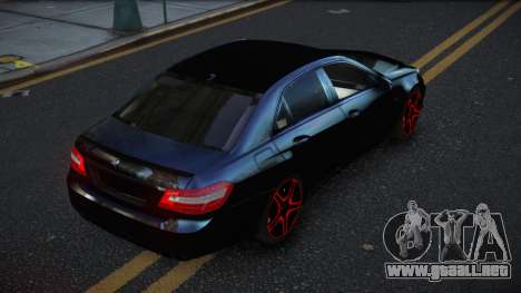 Mercedes-Benz E63 AMG Lufquxis para GTA 4