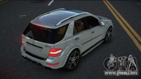 Mercedes-Benz ML63 AMG Kaqxit para GTA 4
