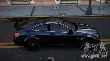 Mercedes-Benz C63 AMG Qosxaca para GTA 4