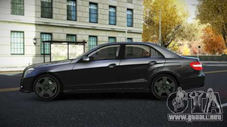 Mercedes-Benz E63 AMG Kipofil para GTA 4