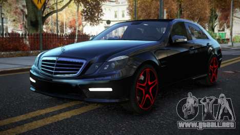 Mercedes-Benz E63 AMG Lufquxis para GTA 4