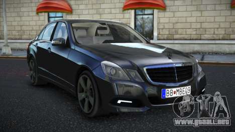 Mercedes-Benz E63 AMG Kipofil para GTA 4