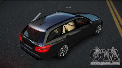 Mercedes-Benz E-class Huquy para GTA 4