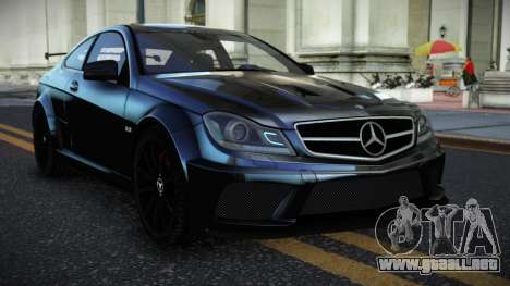 Mercedes-Benz C63 AMG Qosxaca para GTA 4