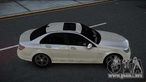 Mercedes-Benz C180 Ruqpeto para GTA 4