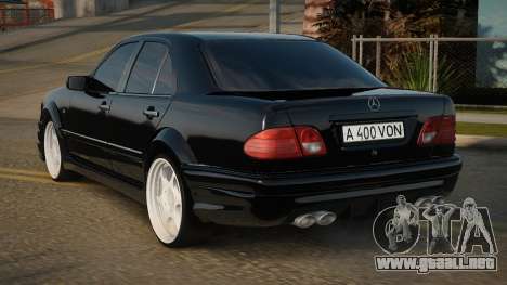 Mercedes-Benz W210 Anphier para GTA San Andreas