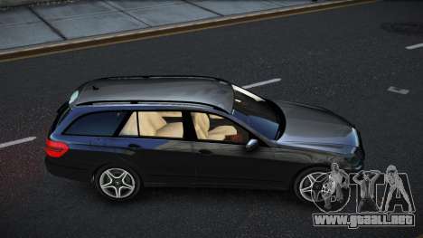 Mercedes-Benz E-class Huquy para GTA 4