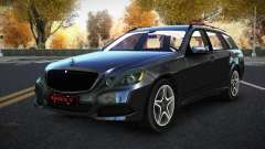 Mercedes-Benz E-class Huquy para GTA 4