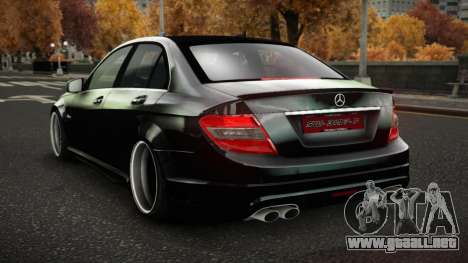 Mercedes-Benz C63 AMG Kecu para GTA 4