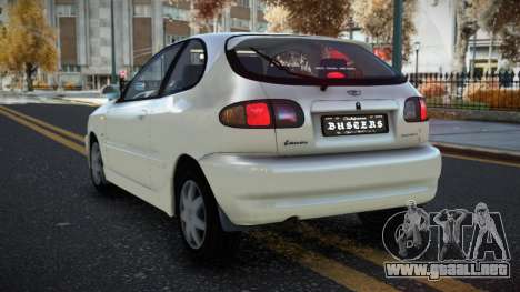 Daewoo Lanos Doaza para GTA 4