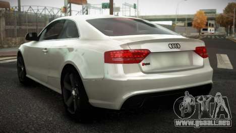 Audi RS5 Niallien para GTA 4