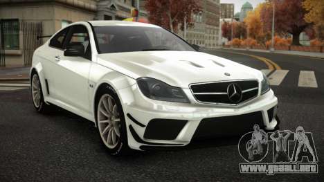 Mercedes-Benz C63 Eatian para GTA 4