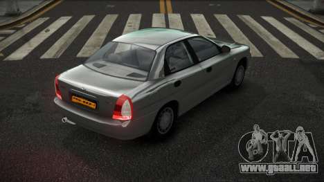 Daewoo Nubira Ogox para GTA 4