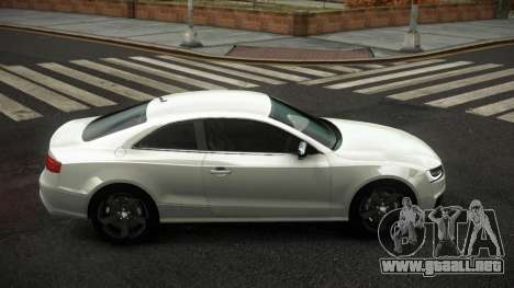 Audi RS5 Niallien para GTA 4