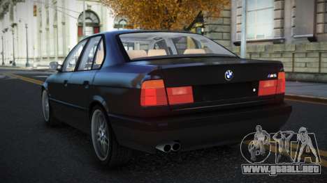 BMW M5 E34 Titigesil para GTA 4