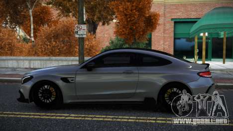 Mercedes-Benz C63S AMG Qotwoxiwe para GTA 4