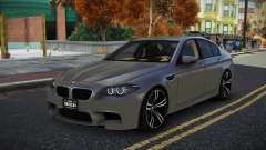 BMW M5 F10 Dullacuxi