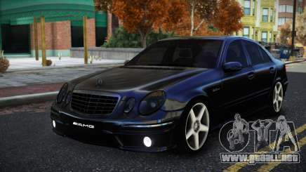 Mercedes-Benz E63 AMG Rajig para GTA 4