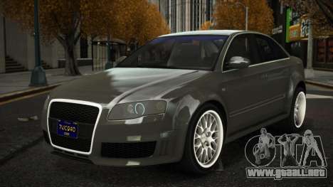 Audi RS4 Pusyomiji para GTA 4