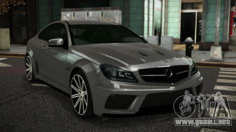 Mercedes-Benz C63 AMG Firejoq para GTA 4