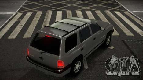 Dodge Durango Gosow para GTA 4