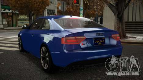 Audi S5 Uyiv para GTA 4