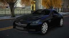 Mercedes-Benz SLK55 AMG Lieje para GTA 4