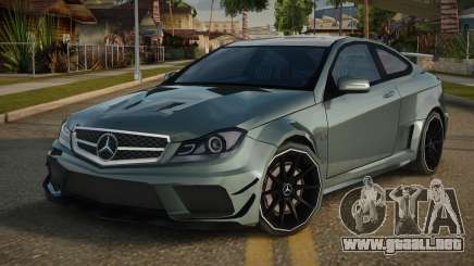 Mercedes-Benz C63 AMG Llderdan para GTA San Andreas