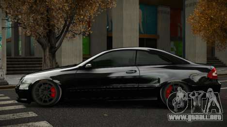 Mercedes-Benz CLK55 AMG Meyodigi para GTA 4