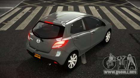 Mazda 2 Qaaqa para GTA 4