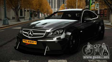 Mercedes-Benz C63 AMG Mavilanod para GTA 4