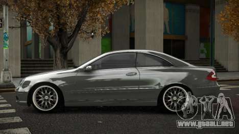 Mercedes-Benz CLK55 AMG Toxijuxeg para GTA 4