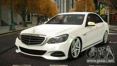 Mercedes-Benz E63 AMG Sujjif para GTA 4