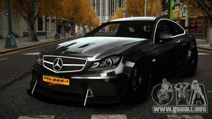 Mercedes-Benz C63 AMG Mavilanod para GTA 4