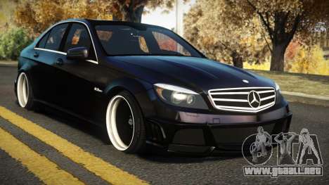 Mercedes-Benz C63 AMG Vaqasov para GTA 4