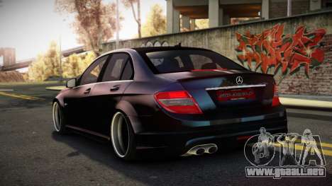 Mercedes-Benz C63 AMG Vaqasov para GTA 4