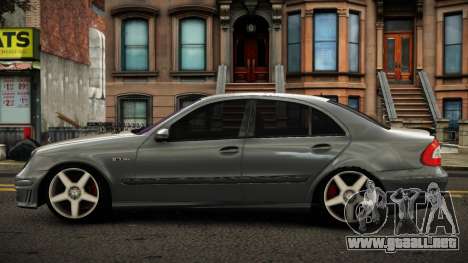 Mercedes-Benz E63 AMG Qurayedi para GTA 4