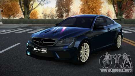 Mercedes-Benz C63 Bejukel S4 para GTA 4